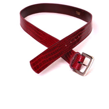 Charger l'image dans la galerie, Ceinture Femmes Cuir Bordeaux Ceinturon Accessoire Maroquinerie Luxe Made in France.
