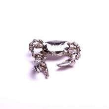 Charger l'image dans la galerie, Objet insolite. Reproduction crabe miniature