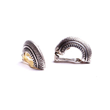 Charger l'image dans la galerie, Créole à pince. Boucle d’oreille à clip. Boucle d’oreille à pince