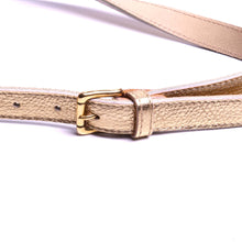 Charger l'image dans la galerie, Ceinture Femme : Cuirs Doré fine souple Boucle Laiton Atelier by mode France.