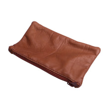 Charger l'image dans la galerie, pochette en cuir marron
