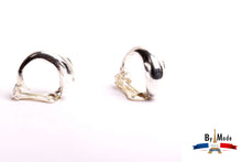 Charger l'image dans la galerie, boucle oreille dauphin fabrication artisanale