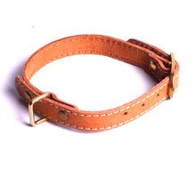 Charger l&#39;image dans la galerie, Collier cuir chien made in France Fabrication colliers chiens sur mesure 
