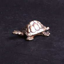 Charger l&#39;image dans la galerie, tortue figurine miniature 
